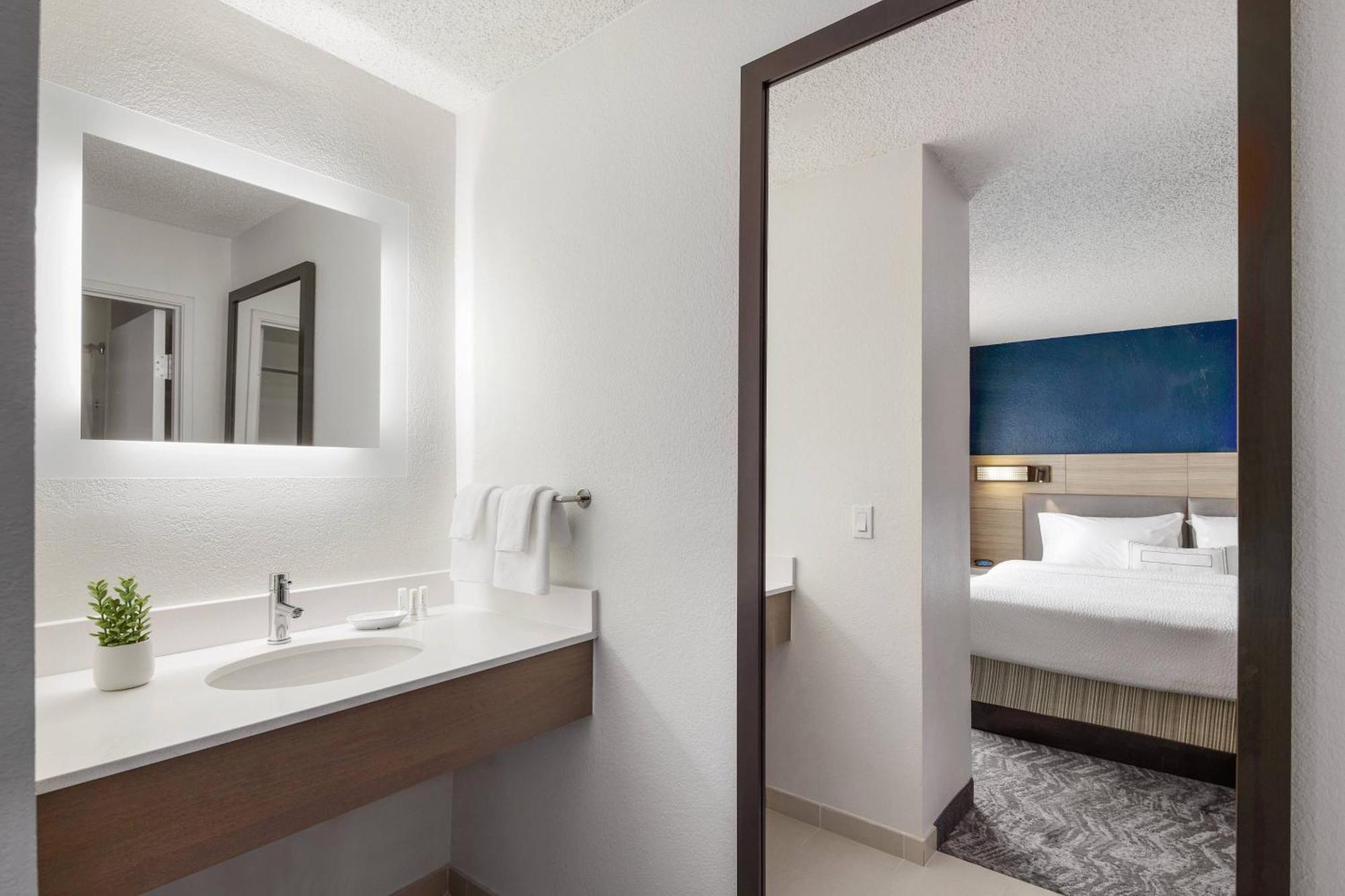 Springhill Suites Tempe At Arizona Mills Mall מראה חיצוני תמונה